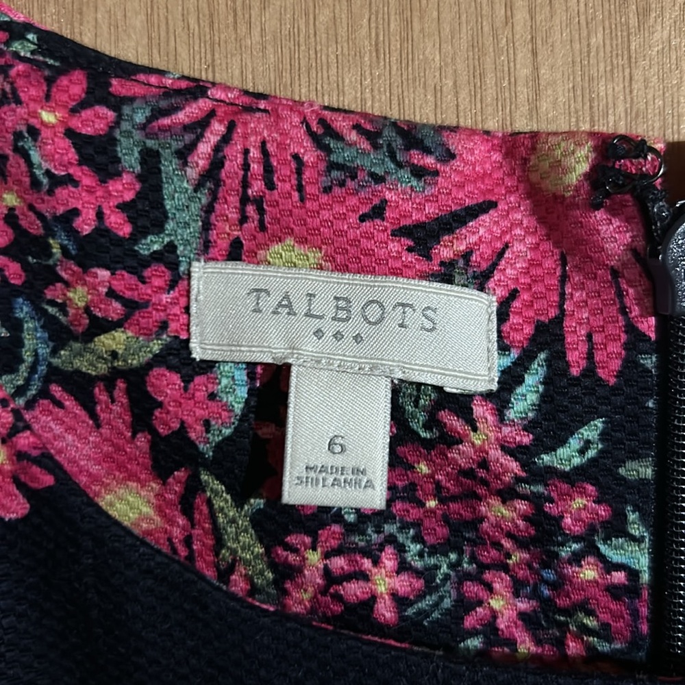 NWT Talbots Pink and Black Floral Mini Dress - Picture 2 of 6